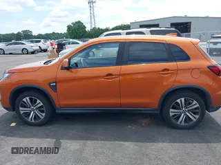 2020 Mitsubishi Outlander ES z VIN JA4AP3AU6LU011367, wystawiony jako IAAI lot #42492493 z przebiegiem 102 745 mil mil oraz . Historia ofert i sprzedaży dostępna na DreamBid. Obrazek 14.
