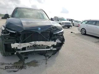 2021 BMW X5 sDrive40i z VIN 5UXCR4C00M9E01511, wystawiony jako Copart lot #54236305 z przebiegiem Nie podano mil oraz Szkoda całkowita • Salvage title. Historia ofert i sprzedaży dostępna na DreamBid. Obrazek 13.