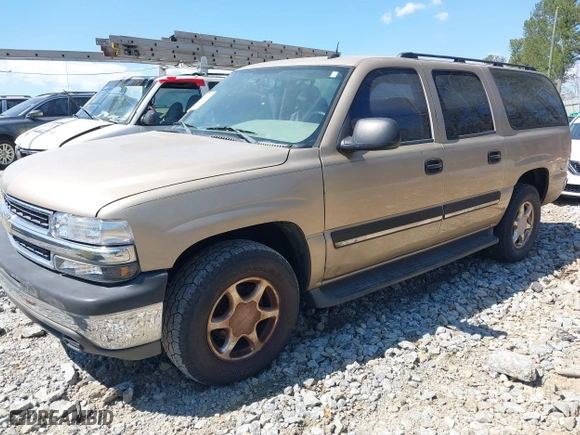 2005 Chevrolet Suburban LT with VIN 1GNEC16Z45J225720, listed as a IAAI auction lot 41896970 with 347,315 mi miles. Bid and sale history available at carsss.com. Image 2.