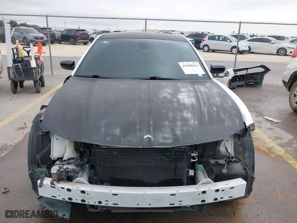 2017 Dodge Charger R/T with VIN 2C3CDXCT5HH515412, listed as a IAAI auction lot 41688416 with 111,411 mi miles. Bid and sale history available at carsss.com. Image 6.
