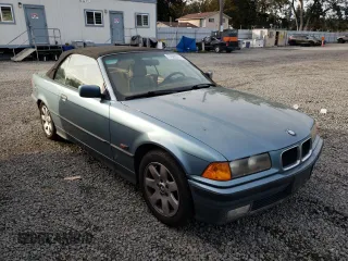 1994 BMW 3 Series 318iC with VIN WBABK532XREC82743, listed as a Copart auction lot 77685874 with 194,919 mi miles and Salvage Title. Bid and sale history available at carsss.com. Image 4.