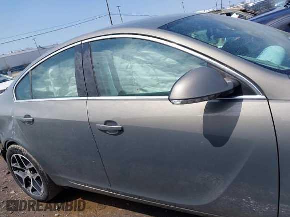 2017 Buick Regal Sport Touring z VIN 2G4GL5EX3H9142137, wystawiony jako IAAI lot #42108430 z przebiegiem 110 505 mil mil oraz . Historia ofert i sprzedaży dostępna na DreamBid. Obrazek 13.