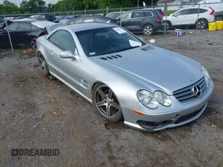 2003 Mercedes-Benz SL 500 z VIN WDBSK75F93F027609, wystawiony jako IAAI lot #42386934 z przebiegiem Nie podano mil oraz . Historia ofert i sprzedaży dostępna na DreamBid. Obrazek 1.