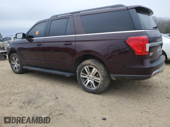 2024 Ford Expedition Max XLT with VIN 1FMJK1H85REA64304, listed as a Copart auction lot 44801765 with 7,635 mi miles and Salvage title. Bid and sale history available at DreamBid. Image 2.