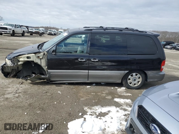 2003 Kia Sedona LX with VIN KNDUP131736449152, listed as a Copart auction lot 46272125 with 78,568 mi miles and Clean Title. Bid and sale history available at carsss.com. Image 2.