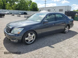 2005 Lexus LS 430 z VIN JTHBN36F655012301, wystawiony jako Copart lot #58291145 z przebiegiem 162 570 mil mil oraz Czysty tytuł • Clean title. Historia ofert i sprzedaży dostępna na DreamBid. Obrazek 1.