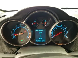 2014 Chevrolet Cruze 2LT z VIN 1G1PE5SB9E7181506, wystawiony jako Copart lot #46453855 z przebiegiem 151 602 mil mil oraz Szkoda całkowita • Salvage title. Historia ofert i sprzedaży dostępna na DreamBid. Obrazek 9.