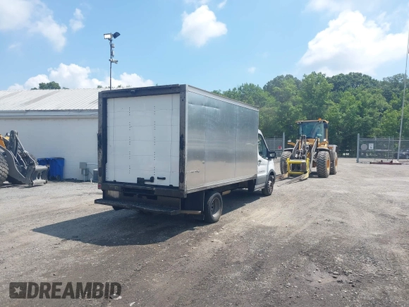 2022 Ford Transit with VIN 1FDBF6Z89NKA12657, listed as a IAAI auction lot 42667586 with 87,146 mi miles and . Bid and sale history available at DreamBid. Image 4.