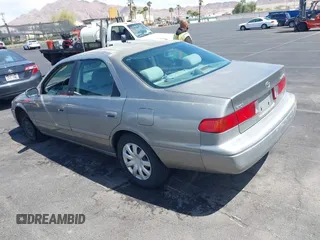 2000 Toyota Camry LE z VIN JT2BF22K4Y0286019, wystawiony jako IAAI lot #42083096 z przebiegiem 191 195 mil mil oraz . Historia ofert i sprzedaży dostępna na DreamBid. Obrazek 3.
