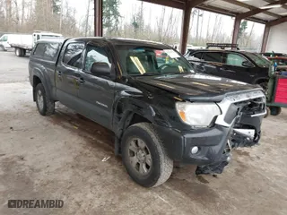 2015 Toyota Tacoma with VIN 3TMMU4FN1FM086408, listed as a IAAI auction lot 41320197 with NaN miles. Bid and sale history available at carsss.com. Image 1.