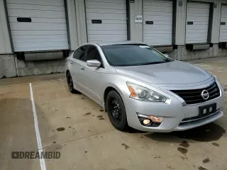 2015 Nissan Altima SV z VIN 1N4AL3AP9FC595825, wystawiony jako Copart lot #51223605 z przebiegiem 136 199 mil mil oraz Szkoda całkowita • Salvage title. Historia ofert i sprzedaży dostępna na DreamBid. Obrazek 11.
