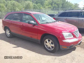 2005 Chrysler Pacifica Touring with VIN 2C8GM68485R476084, listed as a IAAI auction lot 42659553 with 207,915 mi miles and . Bid and sale history available at DreamBid. Image 1.
