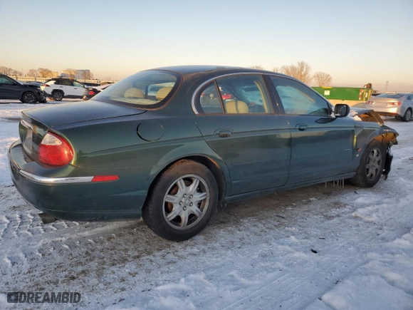 2000 Jaguar S-Type V8 with VIN SAJDA01D3YGL43681, listed as a Copart auction lot 88169025 with 0 mi miles and Salvage Title. Bid and sale history available at carsss.com. Image 3.
