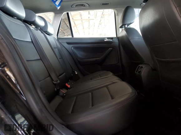 2014 Volkswagen Jetta TDI w/Sunroof z VIN 3VWPL7AJ9EM603813, wystawiony jako Copart lot #59817315 z przebiegiem 132 233 mil mil oraz Czysty tytuł • Clean title. Historia ofert i sprzedaży dostępna na DreamBid. Obrazek 10.