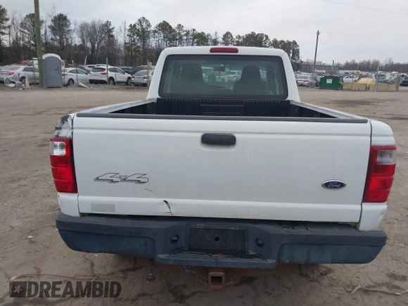 2005 Ford Ranger XL with VIN 1FTZR15E95PA54029, listed as a IAAI auction lot 41417869 with 211,193 mi miles. Bid and sale history available at carsss.com. Image 16.