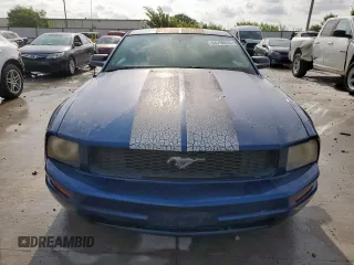 2007 Ford Mustang Deluxe with VIN 1ZVFT80NX75259360, listed as a Copart auction lot 64798625 with 194,209 mi miles and Clean title. Bid and sale history available at DreamBid. Image 5.