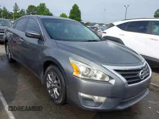 2015 Nissan Altima S z VIN 1N4AL3AP7FN908374, wystawiony jako IAAI lot #42322910 z przebiegiem 147 395 mil mil oraz . Historia ofert i sprzedaży dostępna na DreamBid. Obrazek 1.