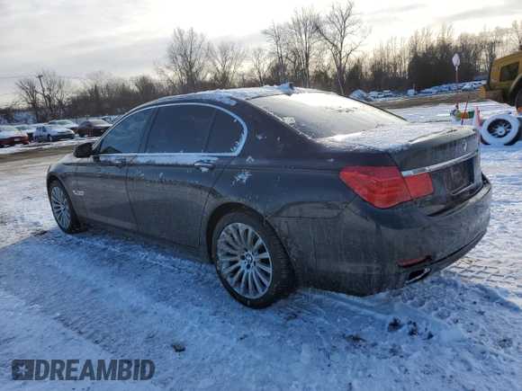 2011 BMW 7 Series 750Li xDrive with VIN WBAKC8C51BC432732, listed as a Copart auction lot 89097345 with 135,820 mi miles and Salvage Title. Bid and sale history available at carsss.com. Image 2.
