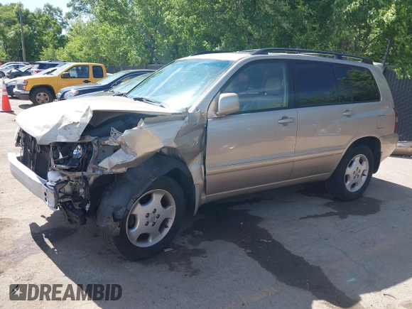2006 Toyota Highlander w/3rd Row z VIN JTEEP21A460146586, wystawiony jako IAAI lot #42256255 z przebiegiem 198 011 mil mil oraz . Historia ofert i sprzedaży dostępna na DreamBid. Obrazek 20.