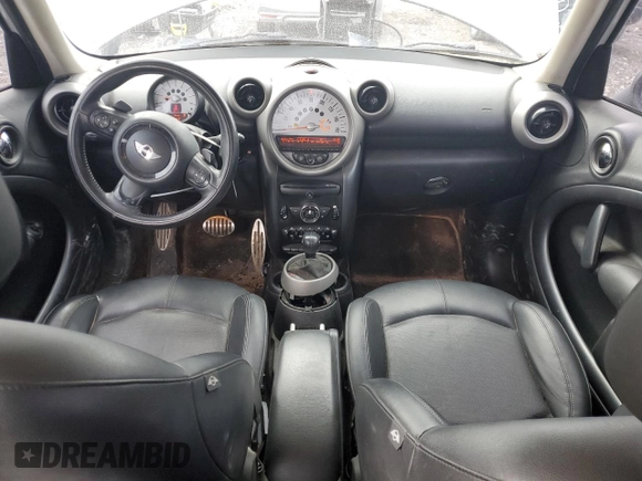 2012 MINI Countryman S with VIN WMWZC3C50CWL85937, listed as a Copart auction lot 46648585 with 141,921 mi miles and Salvage Title. Bid and sale history available at DreamBid. Image 8.