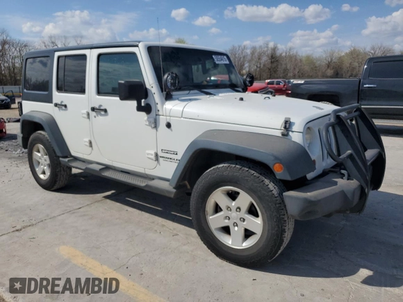 2013 Jeep Wrangler Unlimited Sport z VIN 1C4BJWDG0DL690966, wystawiony jako Copart lot #50554615 z przebiegiem 101 383 mil mil oraz Szkoda całkowita • Salvage title. Historia ofert i sprzedaży dostępna na DreamBid. Obrazek 4.