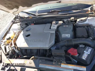 2012 Lincoln MKZ Hybrid with VIN 3LNDL2L38CR811295, listed as a IAAI auction lot 41386423 with 194,808 mi miles and . Bid and sale history available at DreamBid. Image 10.