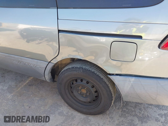 1999 Toyota Sienna LE with VIN 4T3ZF13C8XU109975, listed as a IAAI auction lot 42701961 with 194,529 mi miles and . Bid and sale history available at DreamBid. Image 6.
