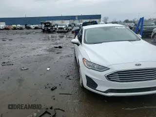 2020 Ford Fusion SE with VIN 3FA6P0HD9LR263756, listed as a Copart auction lot 47646955 with 59,130 mi miles and Salvage Title. Bid and sale history available at carsss.com. Image 10.
