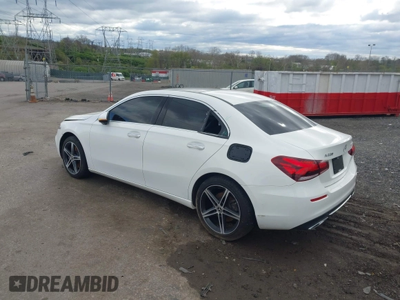 2019 Mercedes-Benz A 220 с VIN WDD3G4FB1KW030381, выставлен на аукционе IAAI как лот 42050253 с пробегом 86 034 миль миль и . История ставок и продаж доступна на DreamBid. Изображение 3.