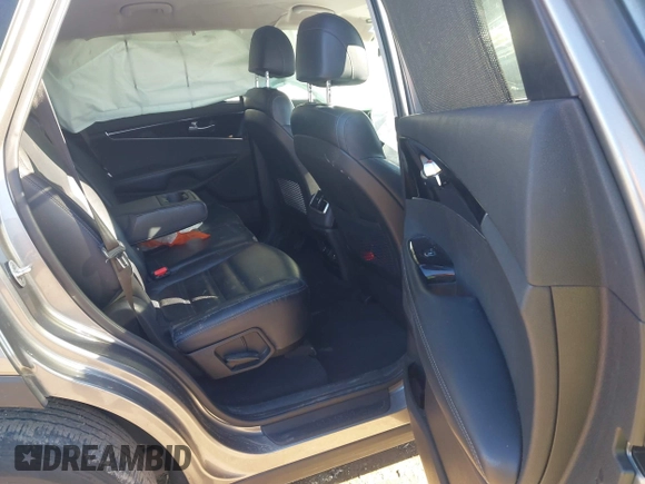 2017 Kia Sorento EX with VIN 5XYPH4A17HG247480, listed as a IAAI auction lot 41451143 with 124,423 mi miles and . Bid and sale history available at DreamBid. Image 8.