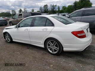 2013 Mercedes-Benz C 300 Sport z VIN WDDGF8ABXDR246301, wystawiony jako Copart lot #57881835 z przebiegiem 101 856 mil mil oraz Szkoda całkowita • Salvage title. Historia ofert i sprzedaży dostępna na DreamBid. Obrazek 2.