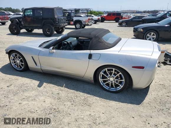 2007 Chevrolet Corvette z VIN 1G1YY36U975116245, wystawiony jako Copart lot #59045645 z przebiegiem 265 138 mil mil oraz Szkoda całkowita • Salvage title. Historia ofert i sprzedaży dostępna na DreamBid. Obrazek 2.