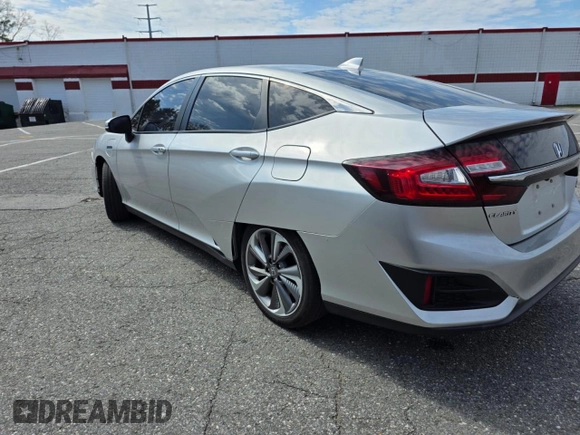 2018 Honda Clarity Plug-In Hybrid Touring with VIN JHMZC5F32JC004191, listed as a Copart auction lot 54700065 with 165,841 mi miles and Clean Title. Bid and sale history available at carsss.com. Image 3.