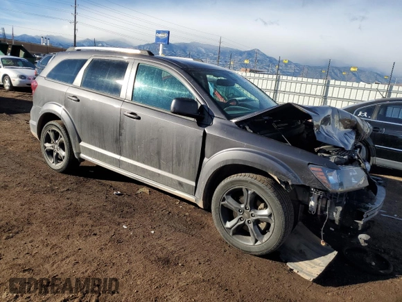 2019 Dodge Journey Crossroad with VIN 3C4PDCGB3KT867653, listed as a Copart auction lot 82591924 with 123,438 mi miles and Salvage Title. Bid and sale history available at DreamBid. Image 4.