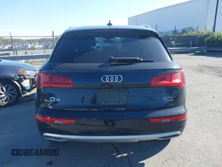 2018 Audi Q5 Premium Plus with VIN WA1BNAFY1J2126669, listed as a IAAI auction lot 41877318 with 44,397 mi miles. Bid and sale history available at carsss.com. Image 16.