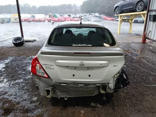 2019 Nissan Versa Sedan SV with VIN 3N1CN7AP3KL880199, listed as a IAAI auction lot 41571655 with 84,561 mi miles. Bid and sale history available at carsss.com. Image 16.