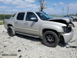 2008 Chevrolet Avalanche LTZ with VIN 3GNFK12308G126665, listed as a Copart auction lot 67754914 with 203,706 mi miles and Salvage Title. Bid and sale history available at carsss.com. Image 4.
