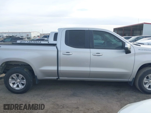 2020 Chevrolet Silverado 1500 LT with VIN 1GCRYDEKXLZ233126, listed as a IAAI auction lot 41607694 with 111,246 mi miles. Bid and sale history available at carsss.com. Image 14.