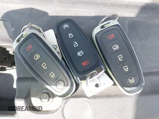 2011 Ford Explorer Limited с VIN 1FMHK8F84BGA91353, выставлен на аукционе IAAI как лот 42382063 с пробегом 214 049 миль миль и . История ставок и продаж доступна на DreamBid. Изображение 11.