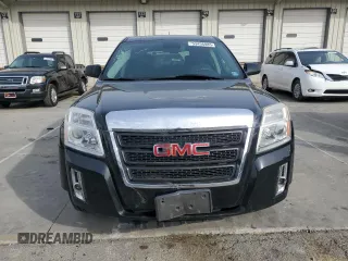 2015 GMC Terrain SLE z VIN 2GKFLVEK4F6124057, wystawiony jako Copart lot #53498885 z przebiegiem 139 481 mil mil oraz Nie do naprawy • Non repairable. Historia ofert i sprzedaży dostępna na DreamBid. Obrazek 5.
