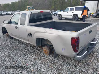 2004 Chevrolet Colorado LS ZQ8 z VIN 1GCCS196248117901, wystawiony jako IAAI lot #41752746 z przebiegiem Nie podano mil oraz . Historia ofert i sprzedaży dostępna na DreamBid. Obrazek 3.