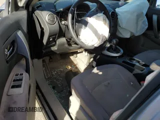 2010 Nissan Rogue S with VIN JN8AS5MT1AW020924, listed as a Copart auction lot 48621575 with 135,060 mi miles and Salvage Title. Bid and sale history available at DreamBid. Image 8.