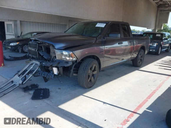 2018 Ram 1500 Tradesman z VIN 1C6RR6FT3JS244868, wystawiony jako IAAI lot #42310301 z przebiegiem 115 764 mil mil oraz . Historia ofert i sprzedaży dostępna na DreamBid. Obrazek 18.