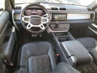 2020 Land Rover Defender HSE z VIN SALE9EEU0L2013353, wystawiony jako Copart lot #87964645 z przebiegiem 44 788 mil mil oraz Szkoda całkowita • Salvage title. Historia ofert i sprzedaży dostępna na DreamBid. Obrazek 8.