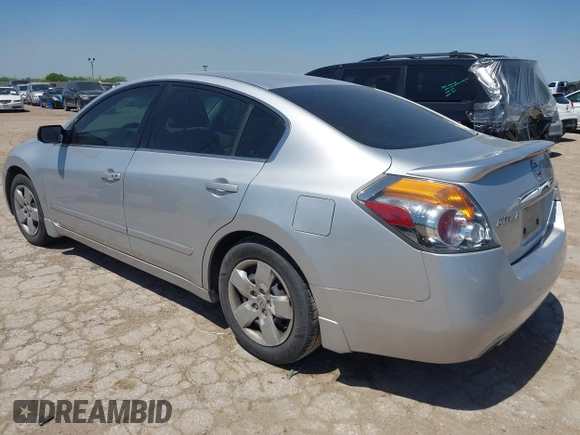 2007 Nissan Altima 2.5 with VIN 1N4AL21E17C154782, listed as a IAAI auction lot 42093605 with 142,591 mi miles. Bid and sale history available at carsss.com. Image 3.