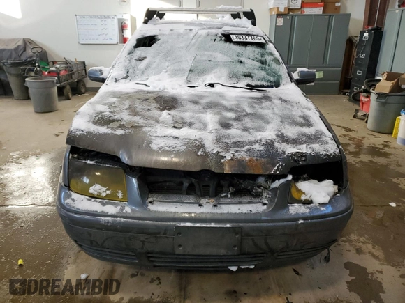 2003 Volkswagen Jetta с VIN 3VWSP29M33M115597, выставлен на аукционе Copart как лот 45337765 с пробегом Не указан миль и Списание • Salvage title. История ставок и продаж доступна на DreamBid. Изображение 5.