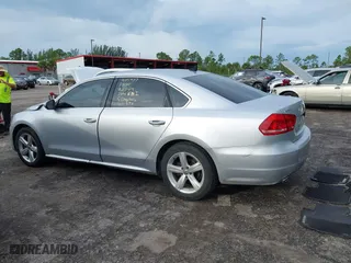 2012 Volkswagen Passat SE with VIN 1VWBP7A38CC074580, listed as a IAAI auction lot 40556967 with 158,525 mi miles. Bid and sale history available at carsss.com. Image 14.