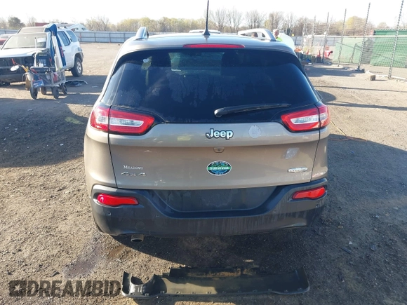 2018 Jeep Cherokee Latitude Plus with VIN 1C4PJMLB7JD576453, listed as a IAAI auction lot 41875382 with 81,298 mi miles. Bid and sale history available at carsss.com. Image 16.