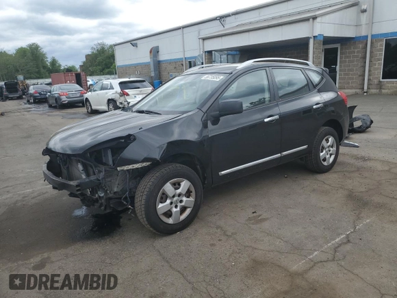 2015 Nissan Rogue S z VIN JN8AS5MV9FW764652, wystawiony jako Copart lot #56735095 z przebiegiem 104 647 mil mil oraz Szkody całkowita. Historia ofert i sprzedaży dostępna na DreamBid. Obrazek 1.