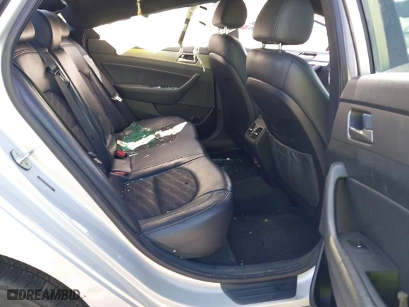 2019 Hyundai Sonata Sport with VIN 5NPE34AF1KH816034, listed as a IAAI auction lot 41886886 with 191,247 mi miles. Bid and sale history available at carsss.com. Image 8.